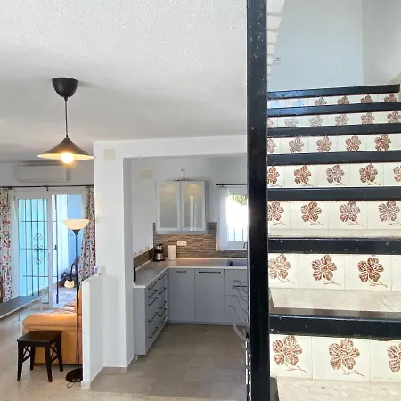 펜션 Casa Lovisa Private Pool Casasol 네르하